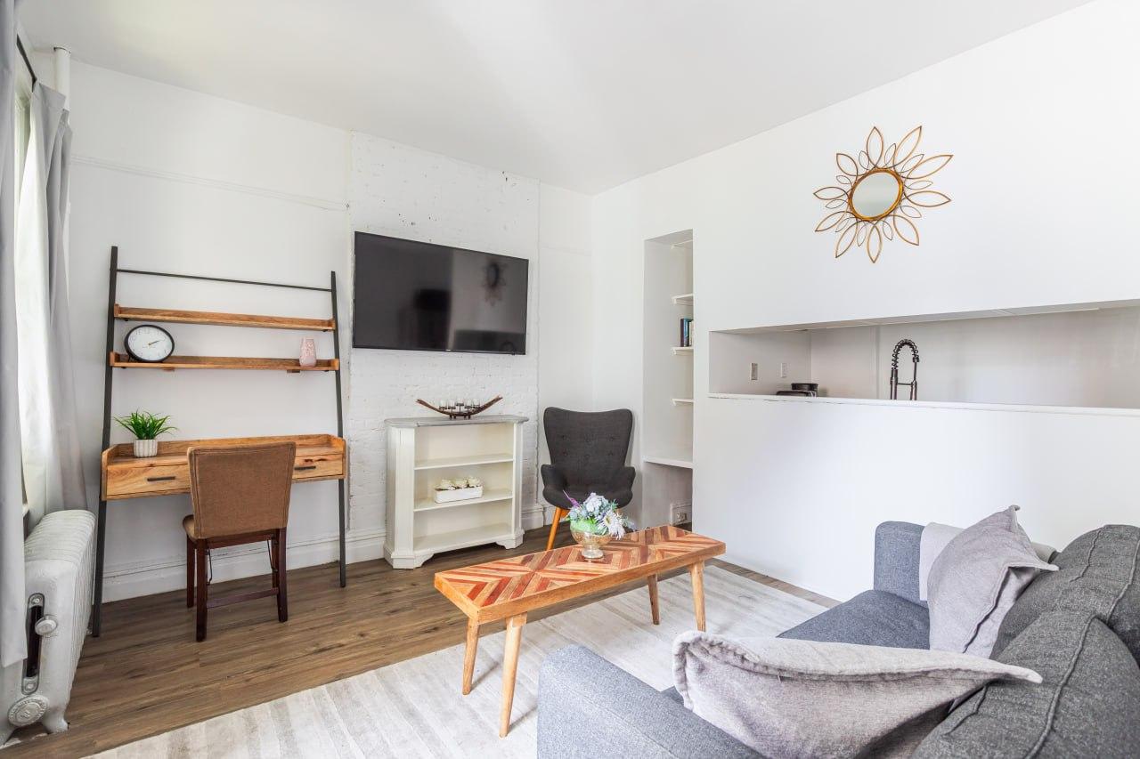 ONE BEDROOM APARTMENT IN WEST VILLAGE, MANHATTAN